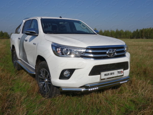 toyhilux15-02.jpg