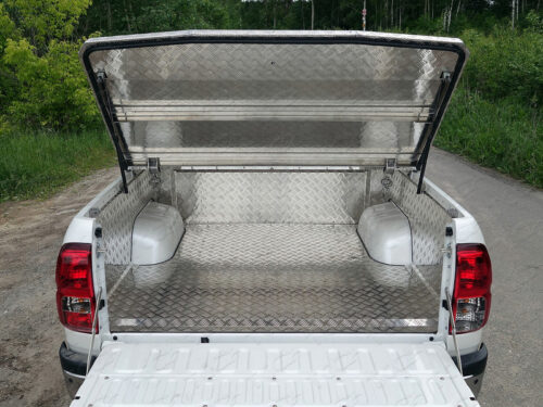 toyhilux15-23